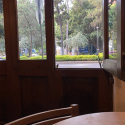 Eno - Even the view of a street in Polanco is pretty.