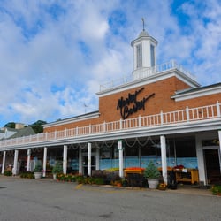 The Market Basket - Located in Beautiful Franklin Lakes!