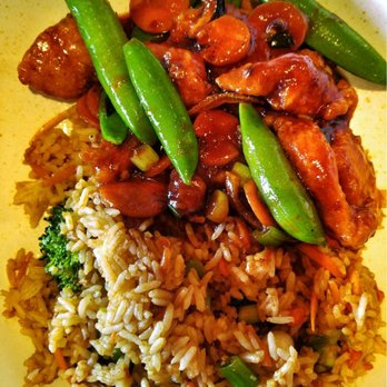Pei Wei Asian Kitchen - Sweet n Sour Chicken Plate - Asian Fusion Near Me - Tustin, California Pei Wei Asian Kitchen - Sweet n Sour Chicken Plate - Asian Fusion Near Me - Tustin, California