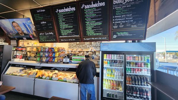 Uncle Henrys Deli by null