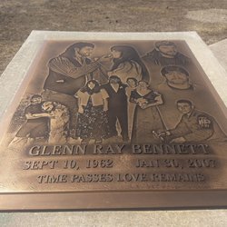 Ghent Explosion Memorial - Plaque...