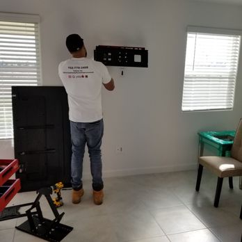Sturdy Hands AV & Integration Solutions - TV Mounting Near Me - Las Vegas, Nevada Sturdy Hands AV & Integration Solutions - TV Mounting Near Me - Las Vegas, Nevada