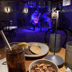 The Lions Den - Cookies & spiced nuts in Lion's Den