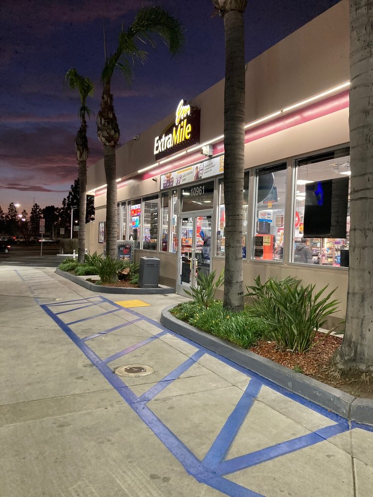 CHEVRON Updated October 2024 15 Photos 10961 Beach Blvd, Stanton