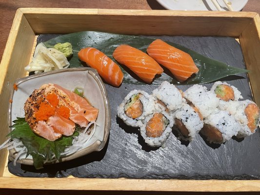 Mikado Sushi by null