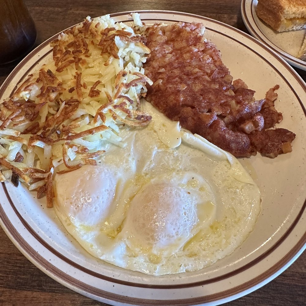 Wagon Wheel Restaurant - Corned beef hash with all the accoutrements -drool sommore- - American Near Me - Needles, California Wagon Wheel Restaurant - Corned beef hash with all the accoutrements -drool sommore- - American Near Me - Needles, California
