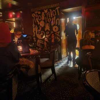 Temple Bar - Lounges Near Me - New York, New York