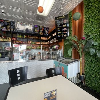 Antojitos Martin - Beautiful and cozy - Juice Bars & Smoothies Near Me - Inglewood, California