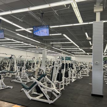 Bayshore Athletic Club - Gyms Near Me - Braintree, Massachusetts Bayshore Athletic Club - Gyms Near Me - Braintree, Massachusetts