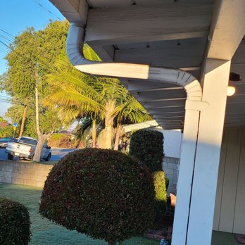 Rainbow Gutters - Old downspout - Gutter Services Near Me - West Covina, California Rainbow Gutters - Old downspout - Gutter Services Near Me - West Covina, California