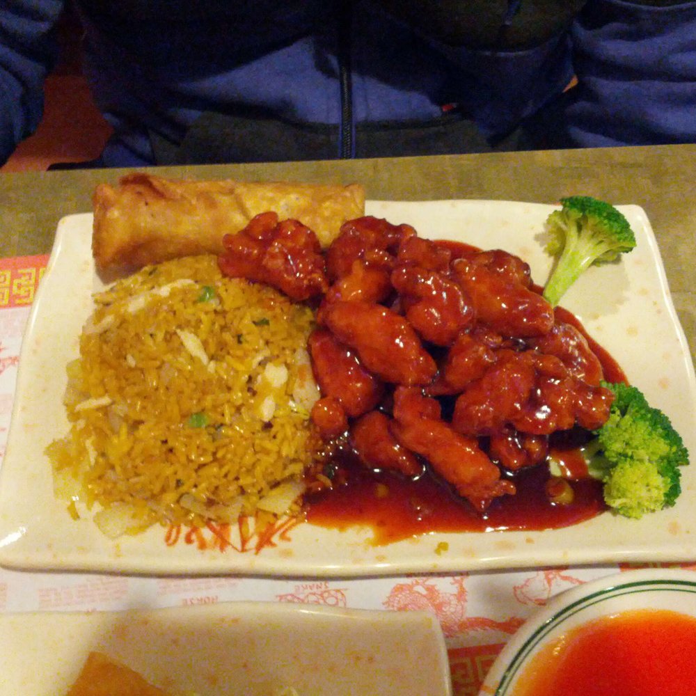 Long Feng - This is the General Tso's.. Delicious!!! - Chinese Near Me - Round Lake Beach, Illinois