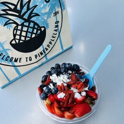 Playa Bowls - Goji Pitaya Bowl