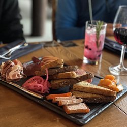 Deer Lodge - Delicious Platter
