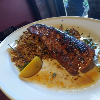 Pappadeaux Seafood Kitchen - That blackened mahi is the biz. - Seafood Near Me - Arlington, Texas