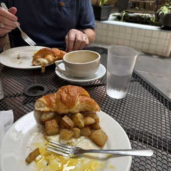 French Toast - Breakfast - Breakfast & Brunch Near Me - New Orleans, Louisiana