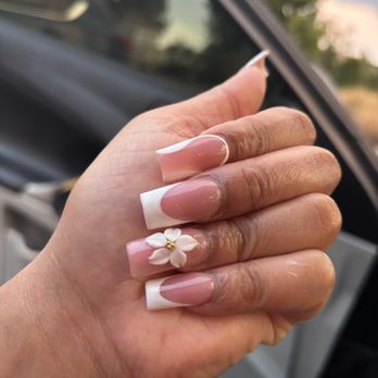 iCare The Nail Bar - Nail Salons Near Me - Mount Juliet, Tennessee