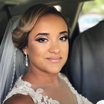 Salon La Rouge - Bridal hair and make up. On the go weddings. - Hair Salons Near Me - Chicago, Illinois Salon La Rouge - Bridal hair and make up. On the go weddings. - Hair Salons Near Me - Chicago, Illinois