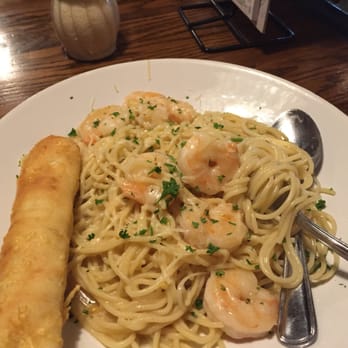Uno Pizzeria & Grill - Shrimp Scampi - Pizza Near Me - Springfield, Massachusetts Uno Pizzeria & Grill - Shrimp Scampi - Pizza Near Me - Springfield, Massachusetts