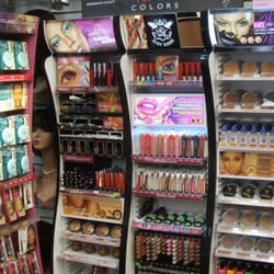 Victoria Wigs & Beauty Supply