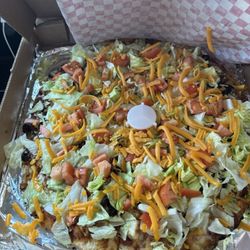 Taco pizza with chicken
