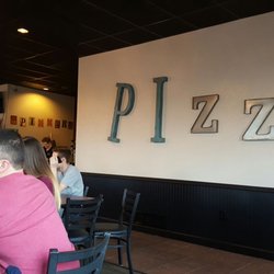 Spinner's Pizza - Busy place. 1st time here and ordered the chicken bacon ranch pizza. Will try to update after we get it