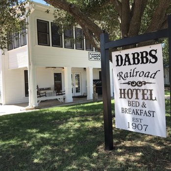 Dabbs Railroad Hotel - Corner View - Hotels Near Me - Llano, Texas