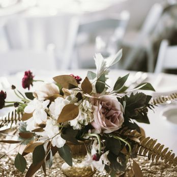 Prairie Honey Floral Studio - "Low Lush" Floral Centerpiece - Florists Near Me - Lombard, Illinois