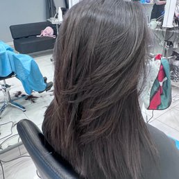 Post hair cut, all the dead ends are gone and I can finally run a comb through my hair again! Post hair cut, all the dead ends are gone and I can finally run a comb through my hair again!