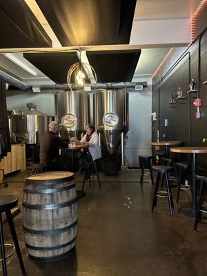 Wild Life Distillery & Cocktail Bar by null