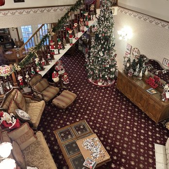 Apples Bed & Breakfast Inn - So festive for Christmas! - Hotels Near Me - Big Bear Lake, California Apples Bed & Breakfast Inn - So festive for Christmas! - Hotels Near Me - Big Bear Lake, California