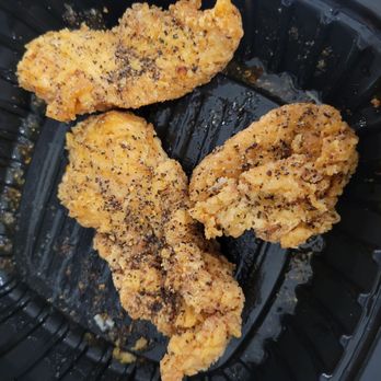 Epic Wings - 3 pc Tenderloin Strips Combo Meal.. what I got was 3 chicken nuggets. Unacceptable! - Chicken Wings Near Me - San Diego, California