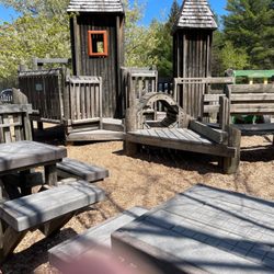 Action Cove Playground - Castle playground