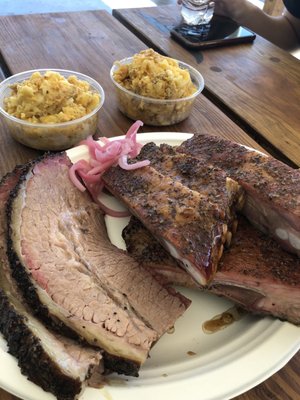 La Traila Barbecue by null