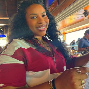 The Inkwell - Lunch at lookout tavern - Beaches Near Me - Oak Bluffs, Massachusetts