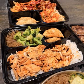 Burning Rice - BBQ Chicken Bowl & Spicy Spicy Garlic Pork Bowl - Korean Near Me - Hurst, Texas