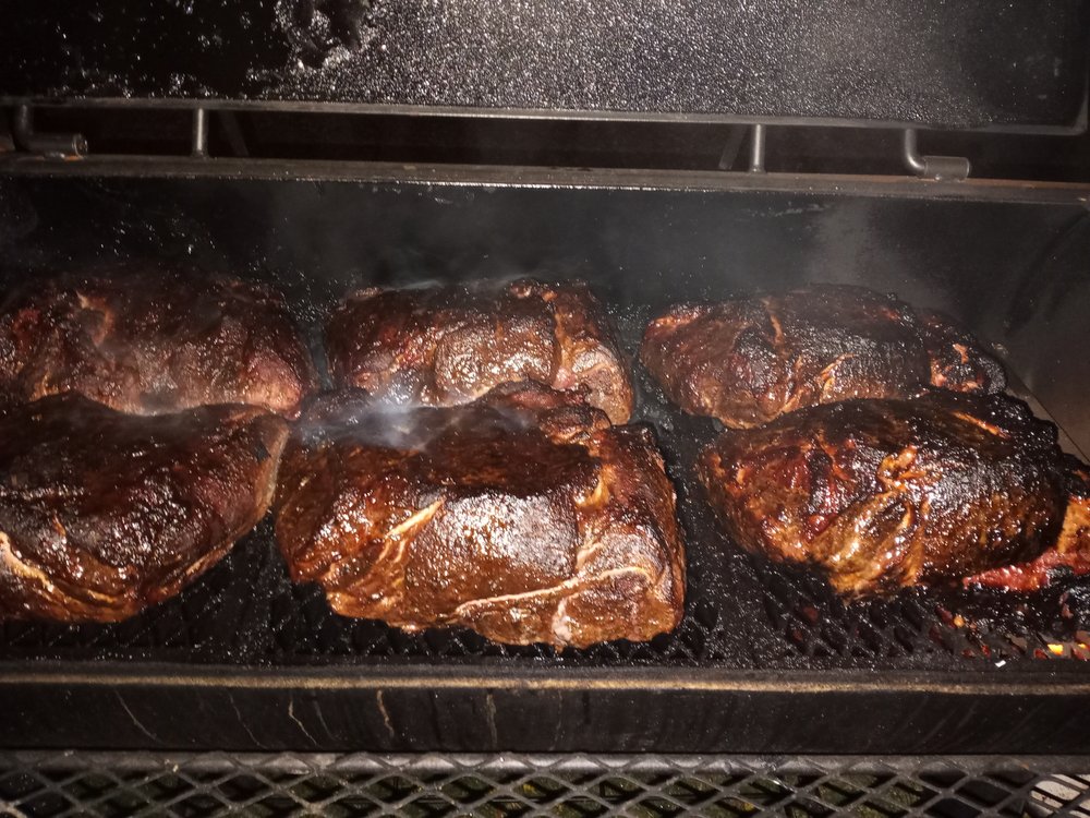 Beef Pigs BBQ Logo