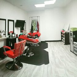 Salon Alisel and Kids - Check out our suite especially for Kids! Kids can enjoy their haircuts with a great fun Chair, their favorite TV show or movie and toys!