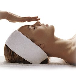 Zen Skincare Solutions - Light Therapy & Topical Light Infusion