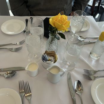 Sunflower Cafe & Bakery - Cafes Near Me - Bayport, New York Sunflower Cafe & Bakery - Cafes Near Me - Bayport, New York