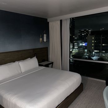 Carte Hotel San Diego Downtown, Curio Collection by Hilton - Hotels Near Me - San Diego, California Carte Hotel San Diego Downtown, Curio Collection by Hilton - Hotels Near Me - San Diego, California