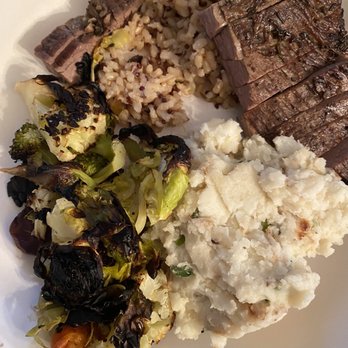Modern Market Eatery - BURNT Steak Plate and veggies - Breakfast & Brunch Near Me - Richardson, Texas