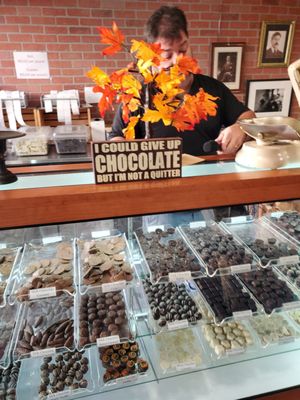 Lucas Candies by null