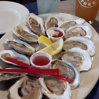 J’s Oyster - Best in the east! - Seafood Near Me - Portland, Maine