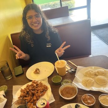 Avinya Indian Cuisine - Idli, samosa, onion korma and sambar and chutney! - Indian Near Me - Kennesaw, Georgia