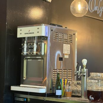 KickStand Coffee & Kitchen - inside - Coffee & Tea Near Me - Hood River, Oregon KickStand Coffee & Kitchen - inside - Coffee & Tea Near Me - Hood River, Oregon