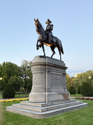 Public Garden by null