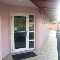 Miami Primary Care - Entrance