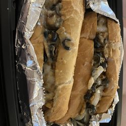 Mellow Mushroom Wilmington - Downtown - Tempeh Hoagie with black olives added, really taste but a bit expensive at $20