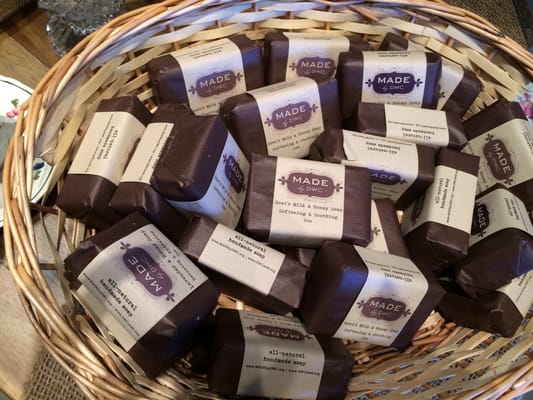 Made by DWC Resale Boutique by null