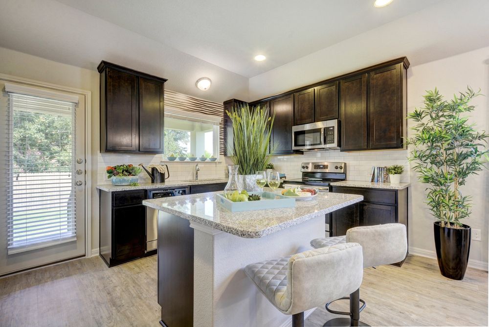 WALDEN SQUARE Updated September 2024 23 Photos 1420 Walden Pond